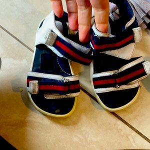 Gucci Sandals unisex size 23